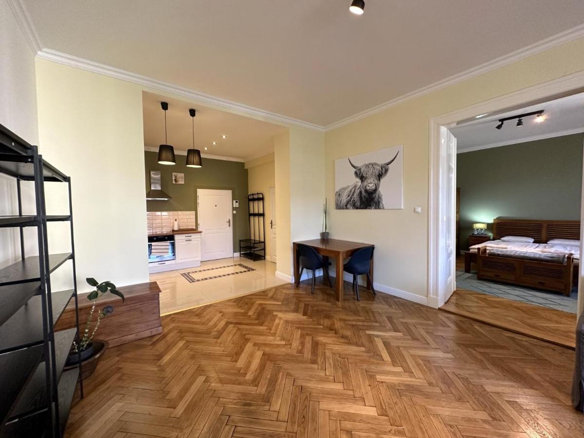 Gorkeho Apartment In City Centre Μπρατισλάβα Εξωτερικό φωτογραφία